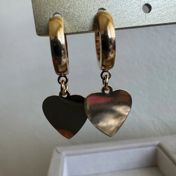 NEW Stainlees Steel Gold Heart Dangle Hoop Earrings - Picture 4 of 9